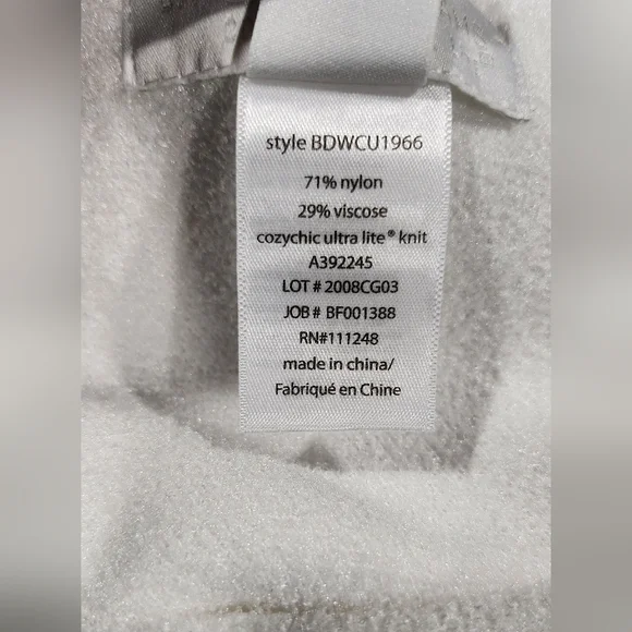 Barefoot Dreams Cozy Chic ultra lite knit women's ombre purple poncho one size - Picture 8 of 9